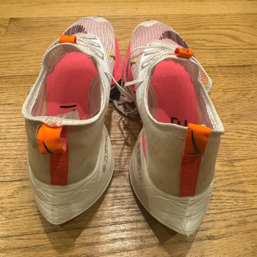 Nike Women's Sneakers - Pink and White‎